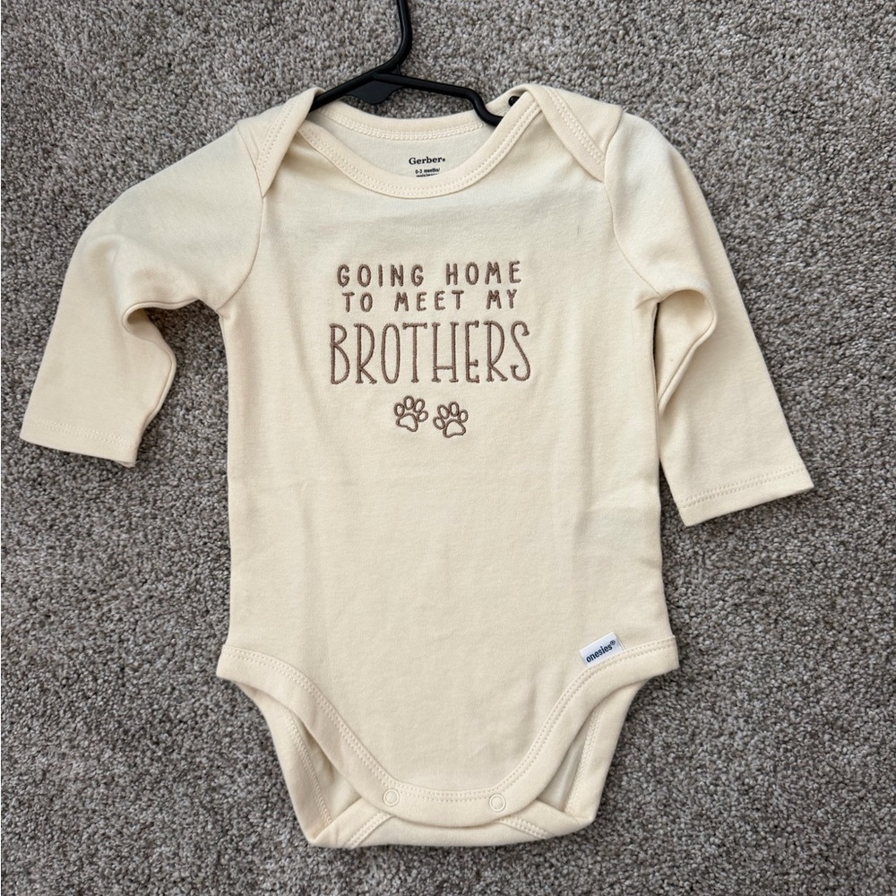Never Worn Gerber Cream Baby Onesie - Going Home